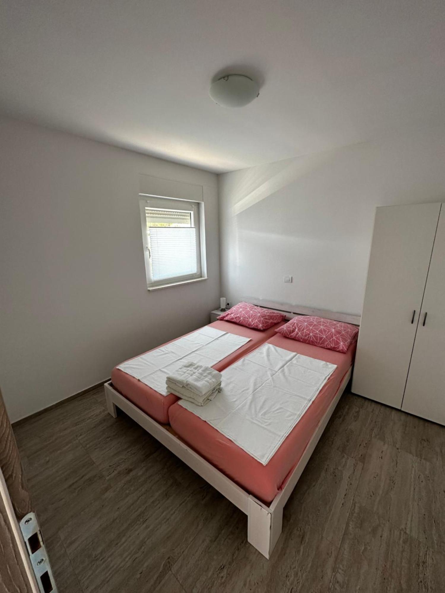 Apartmani Tamaris Murter Exterior foto